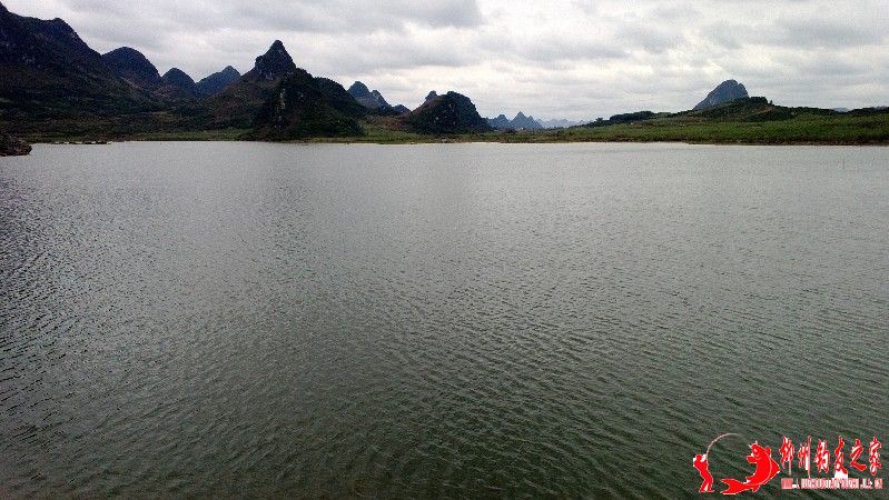 水库风景，还是很不错的，看着让人心旷神怡